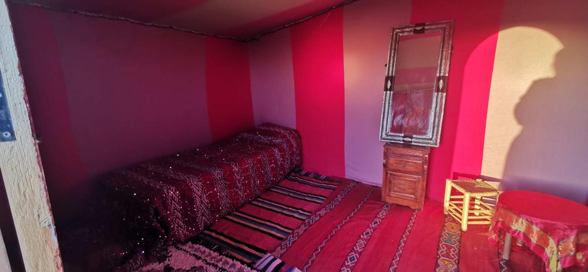 Camp Mbark Authentic Hotel M'Hamid Bagian luar foto